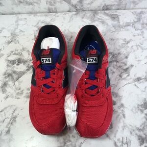 New Balance 574 Kids/Infants KL574WSG , Lace Up  Sneakers Size 4 .